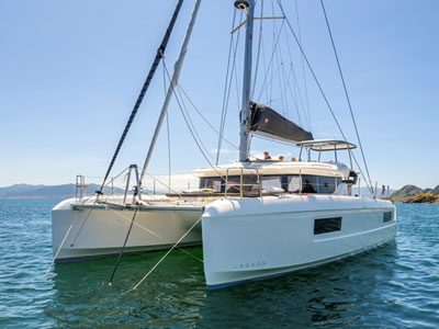 Lagoon 43