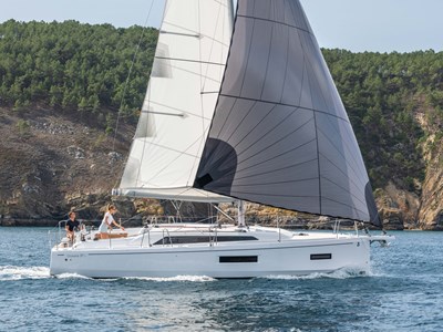 Beneteau Oceanis 37.1