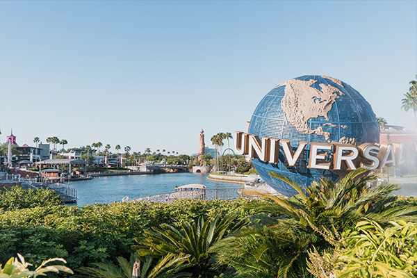 Universal sign at Universal Orlando Resort