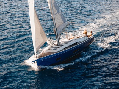 Beneteau Oceanis 47