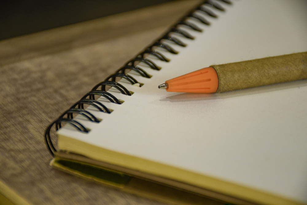 kladblok met pen