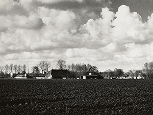 Gezicht op Loonderweg, Waalre, 1970-1991 © Harry Guntlisbergen. Brabant-Collectie, Tilburg University