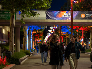 Bezoekers Night University (Foto: Night University)