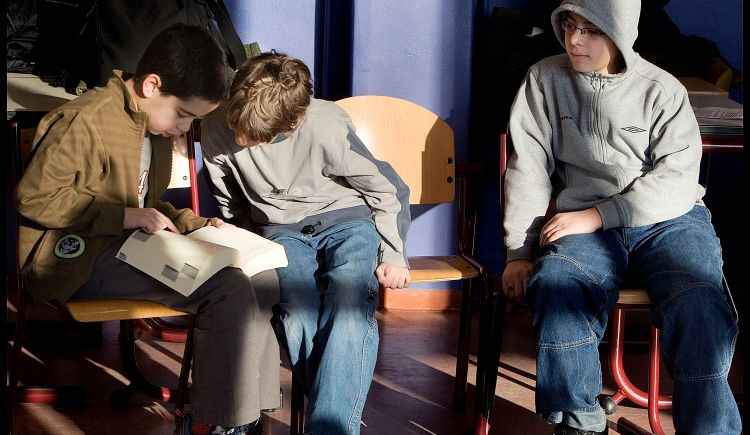 Jongeren bij een zondagschool