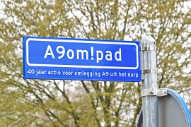 ANWB-bord met de naam A9 om pad