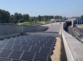 Zonnepanelen langs wegen