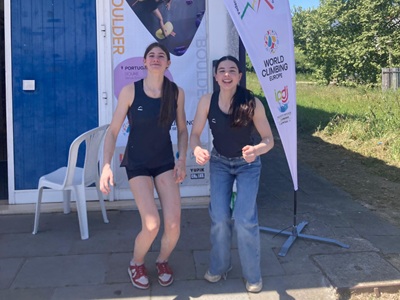 Nienke en Geke in Soure