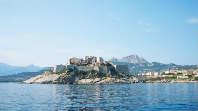 calvi_1821228_1920__klein_.jpg