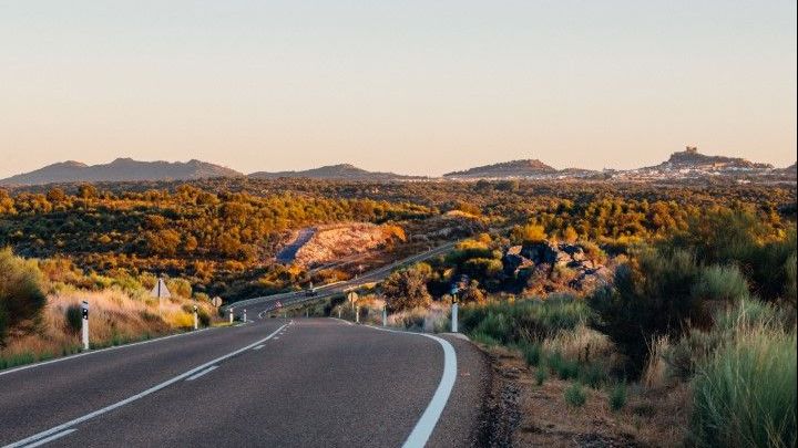 alentejo_weg_istock_1170741461__klein_.jpg