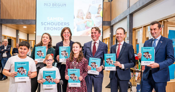 Uitreiking Sociale Agenda aan kinderen en bestuurders