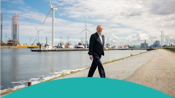 Lijn&shy;grafiek die beurs‑ of marktgegevens toont.