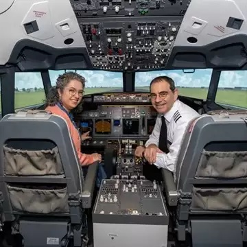 Boeing 737 Flight Simulator Luton International Airport