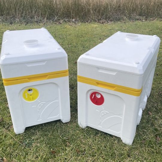 20 litre bucket & valve