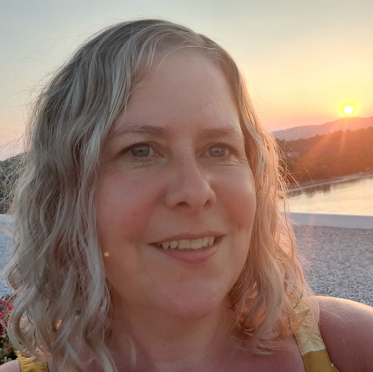 Jo Middleton