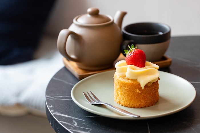 open bakery cake