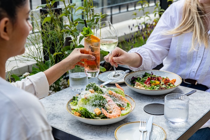 alfresco dining at Pearly Cow